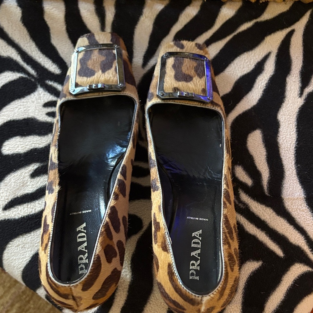 Prada Leopard Print Heels with Buckle - Picture 2 of 5